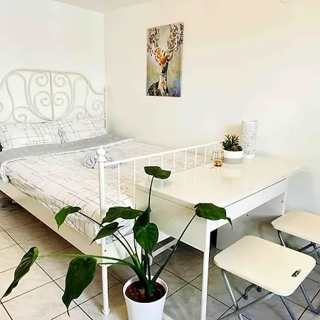 Appartamento Boulevard St Denis *